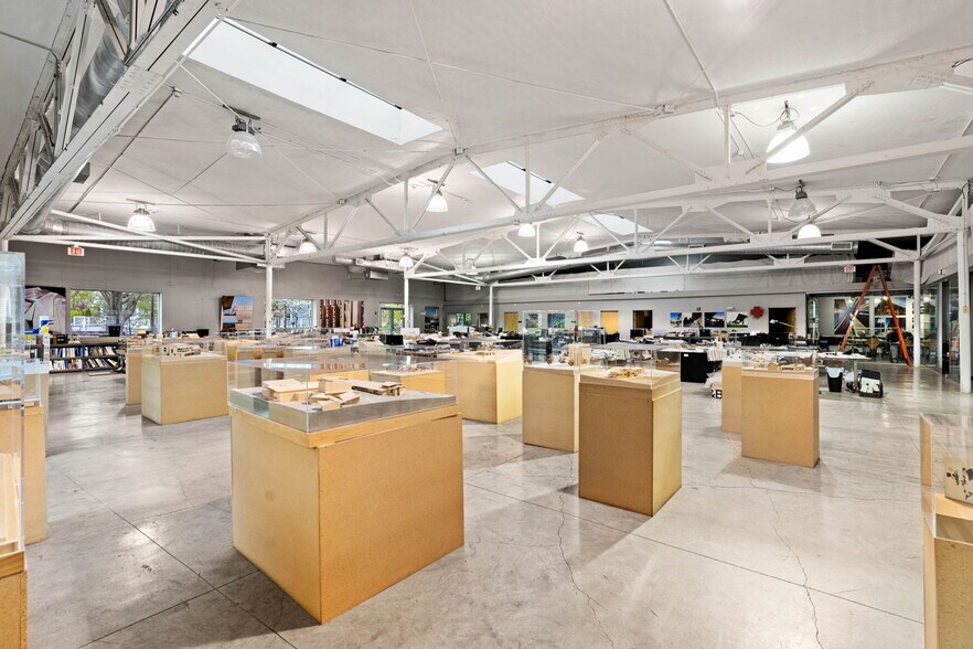 More Photos Of 115 Willow Ave, Somerville Manufacturing For Sale