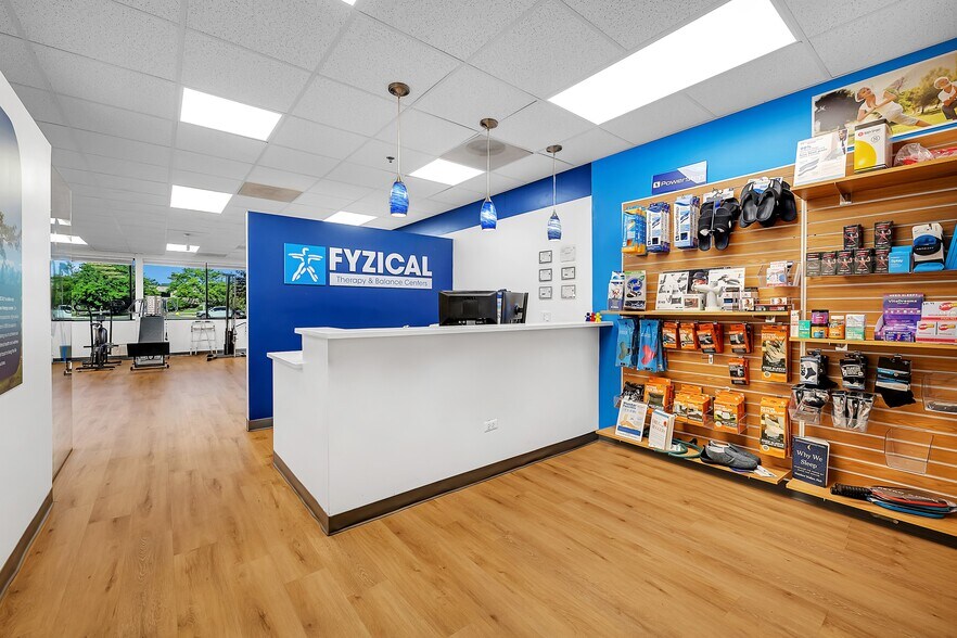 More Photos Of 1751 S Naperville Rd, Wheaton Medical For Sale