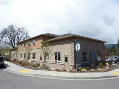 More Photos Of 202 Wasco Loop, Hood River Warehouse For Lease