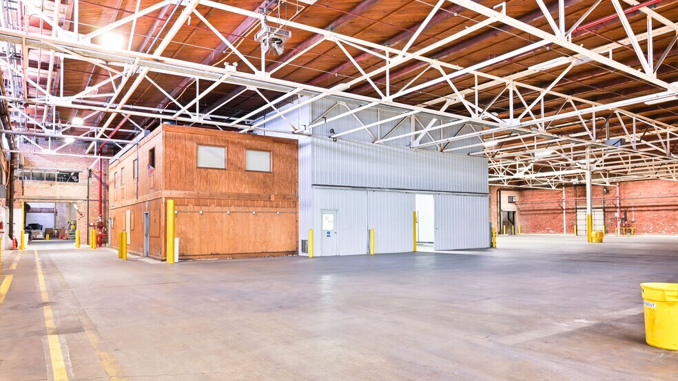 More Photos Of 347 N 43rd Rd, Mendota Food Processing For Lease