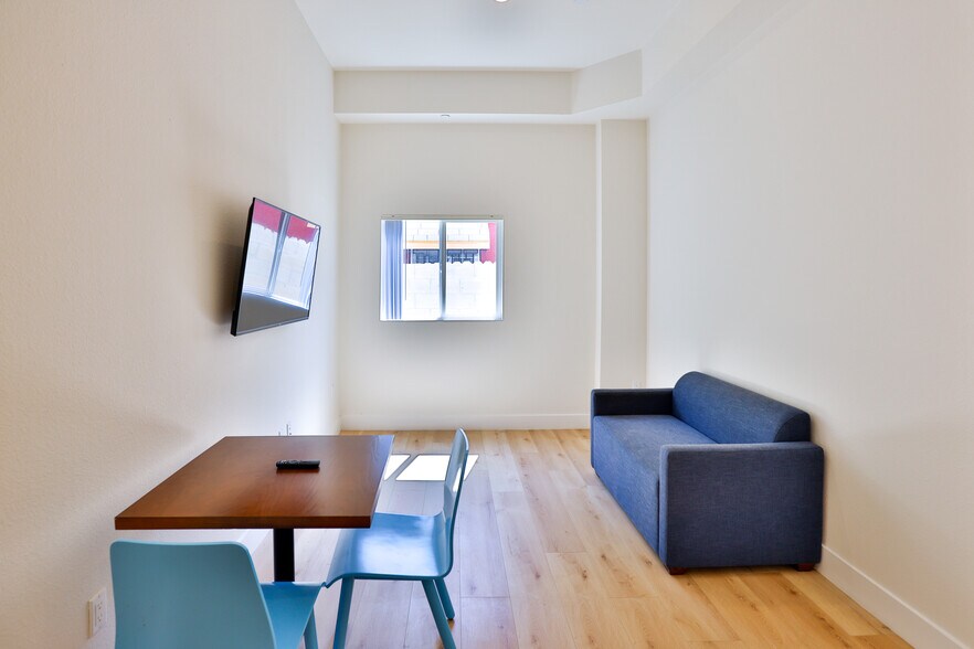 More Photos Of 1073 Exposition Blvd, Los Angeles Apartments For Sale