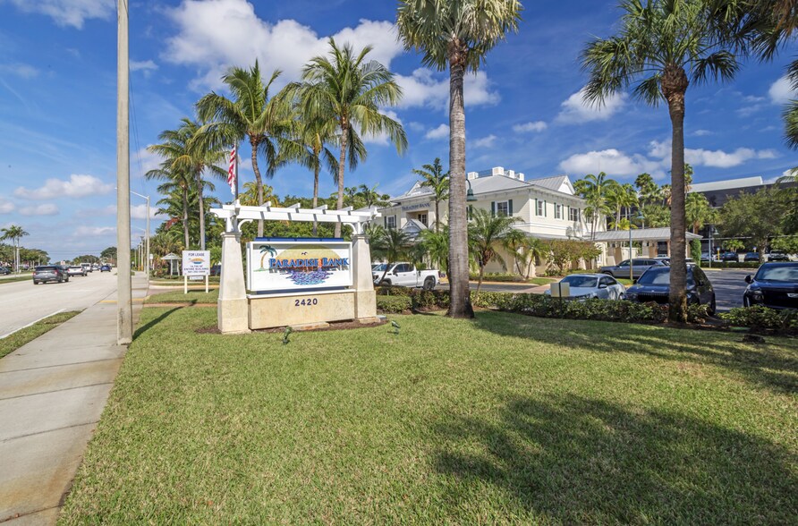 More Photos Of 2420 N Federal Hwy, Boca Raton Bank For Lease