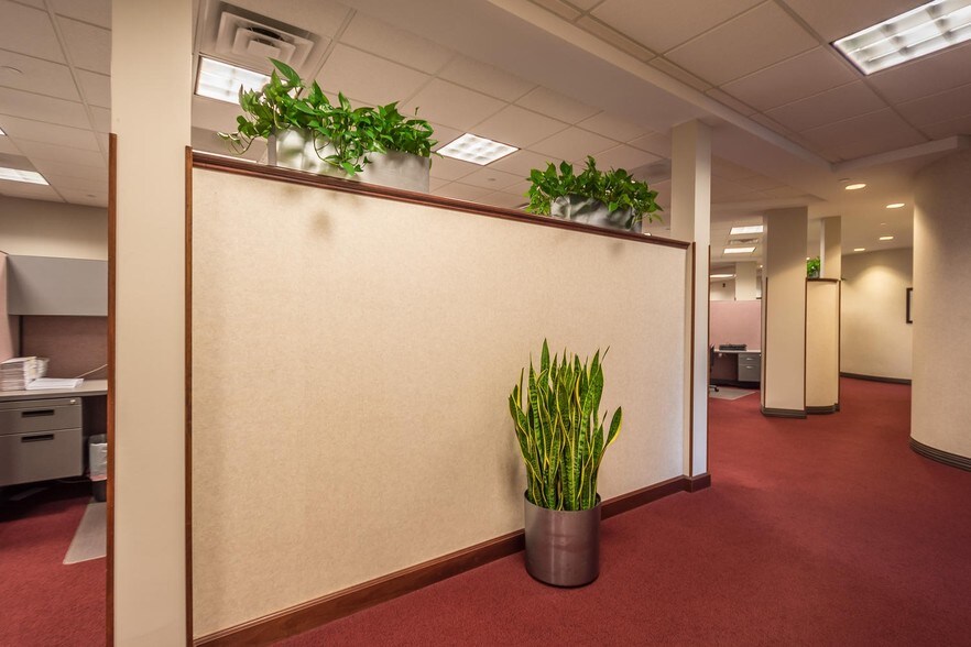 More Photos Of 1600 W Bloomfield Rd, Bloomington Medical For Sale