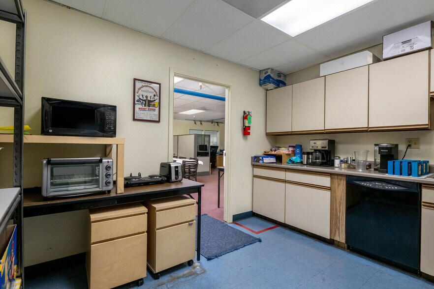 More Photos Of 870 Gold Flat Rd, Nevada City Research And Development For Sale
