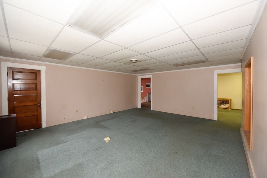 More Photos Of 5266 Seneca St, West Seneca Office For Lease