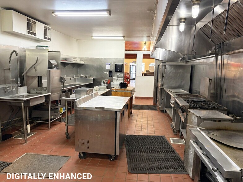 More Photos Of 1063 Market St, San Francisco Storefront Retail Office For Lease