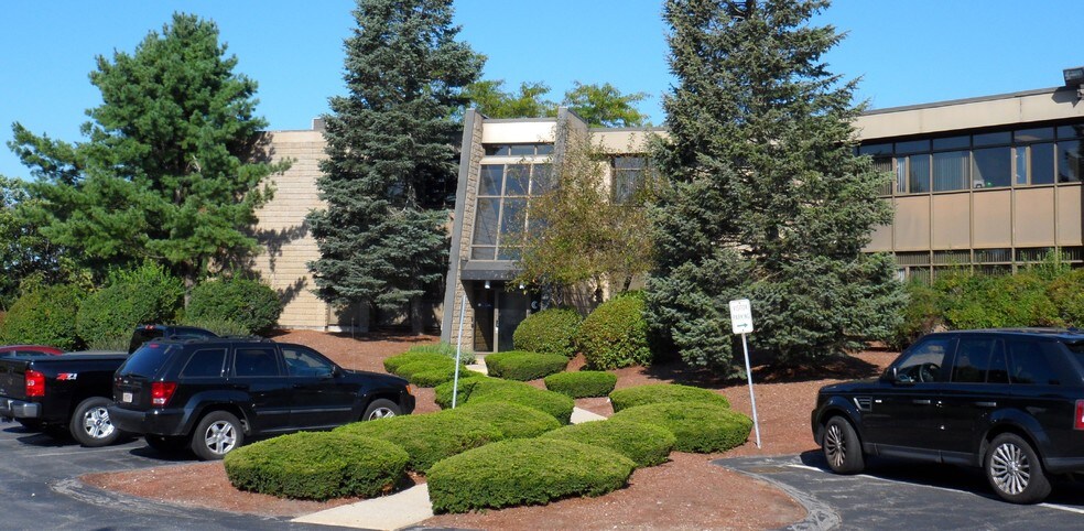 More Photos Of 437 Turnpike St, Canton Coworking Space