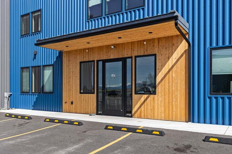 More Photos Of 167 All West Trl, Bozeman Warehouse For Lease