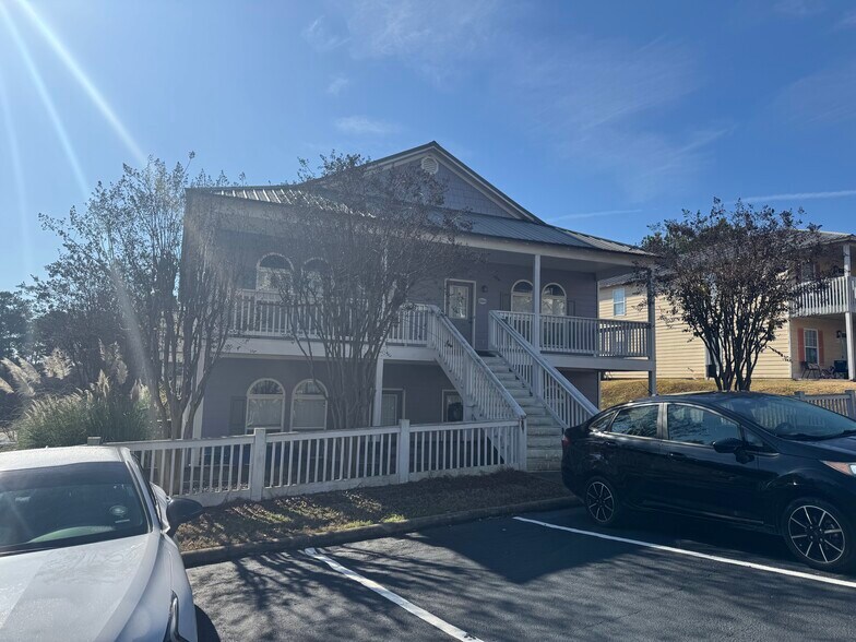 More Photos Of 8082 Veterans Pkwy, Columbus Apartments For Sale