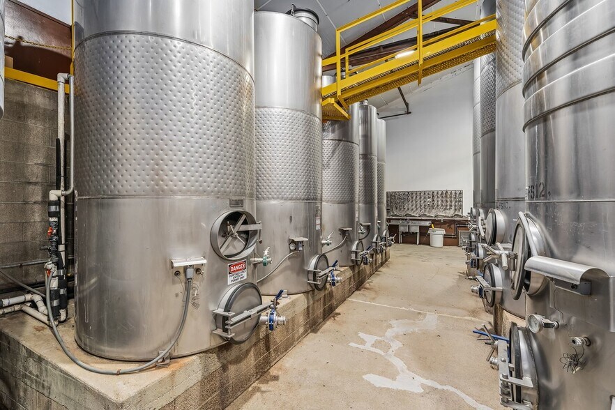 More Photos Of 535 Calf Canyon Hwy, Creston Winery Vineyard For Sale