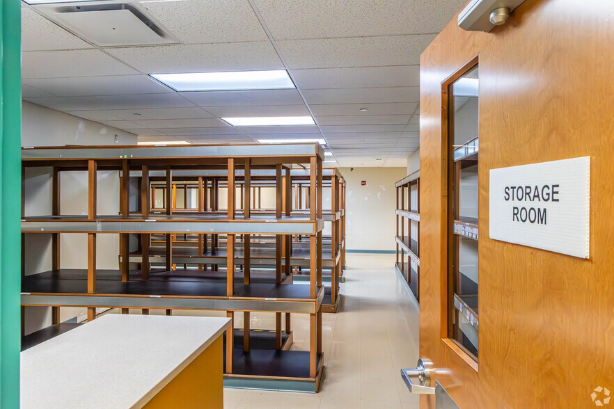 More Photos Of 197 Hance Ave, Tinton Falls Medical For Sale