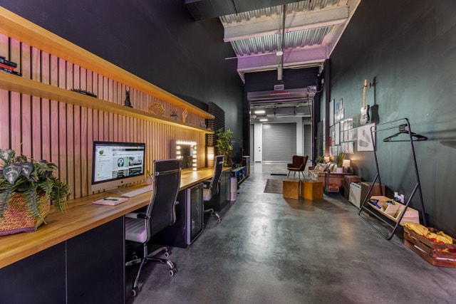 More Photos Of 4229 N FM 620 Hwy, Austin Showroom For Sale