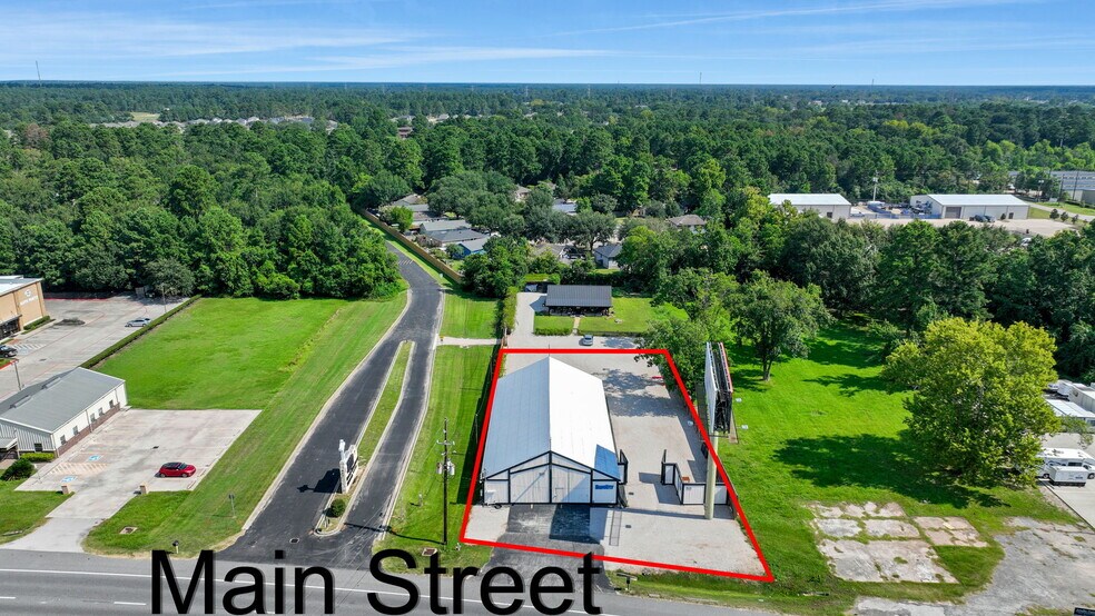 Primary Photo Of 817 E Main St, Tomball Warehouse For Sale