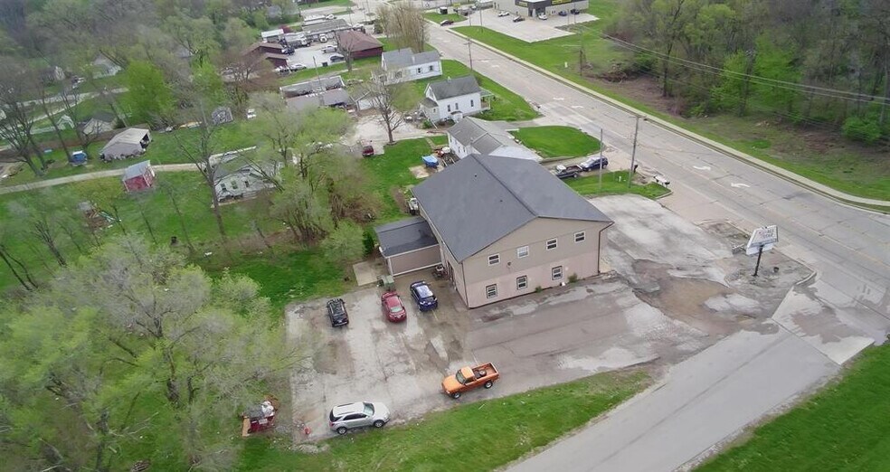 More Photos Of 5917 Plank Rd, Peoria Multifamily For Sale
