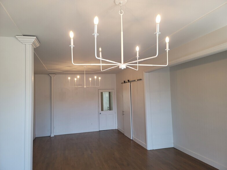 More Photos Of 457 Healdsburg Ave, Healdsburg Freestanding For Lease