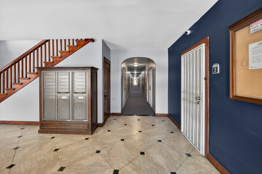 More Photos Of 635 Elm Ave, Long Beach Apartments For Sale