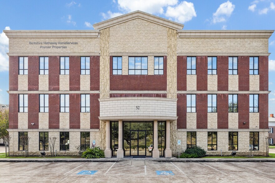 Primary Photo Of 52 Sugar Creek Center Blvd, Sugar Land Office For Sale