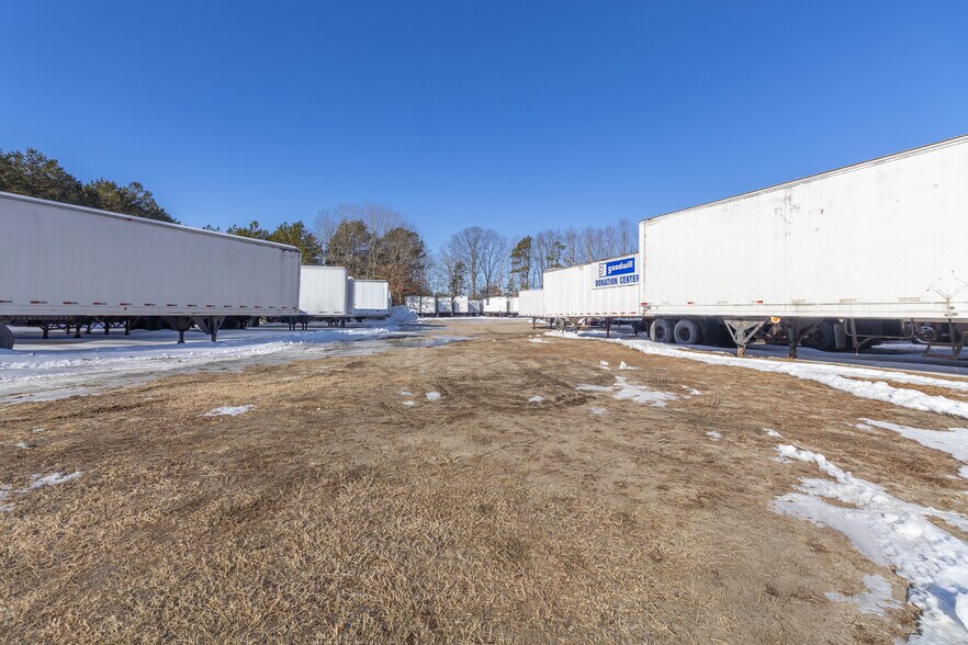 More Photos Of 500 Industrial Dr, Chesilhurst Land For Lease