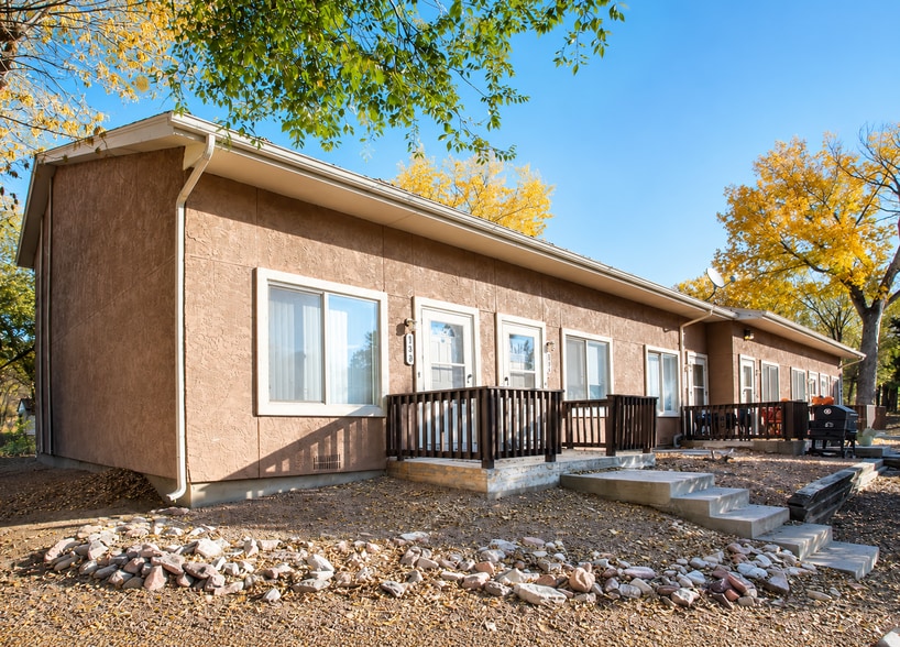 Primary Photo Of 129 Wellington St, Fountain Apartments For Sale