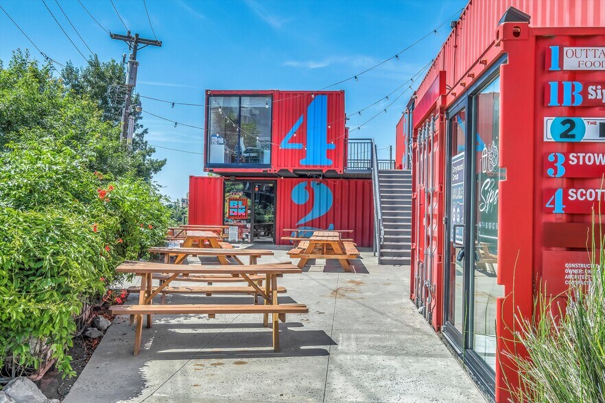 More Photos Of 30 NE 2nd St, Oklahoma City Storefront Retail Office For Lease