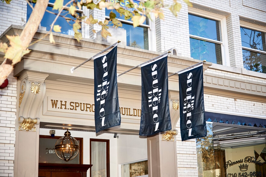 More Photos Of 202-208 W 4th St, Santa Ana Office For Lease