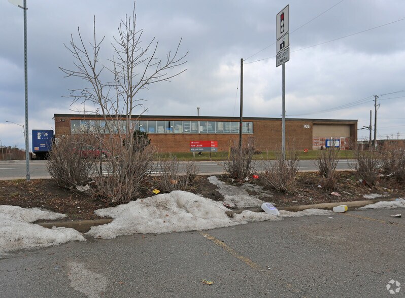 More Photos Of 763 Warden Ave, Toronto Warehouse For Lease