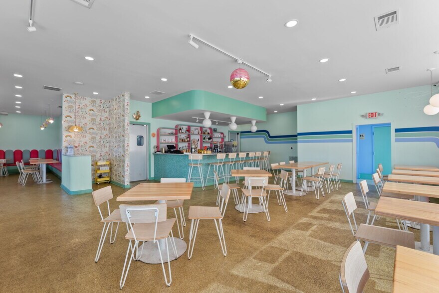 More Photos Of 64 N Main St, Watkinsville Restaurant For Sale