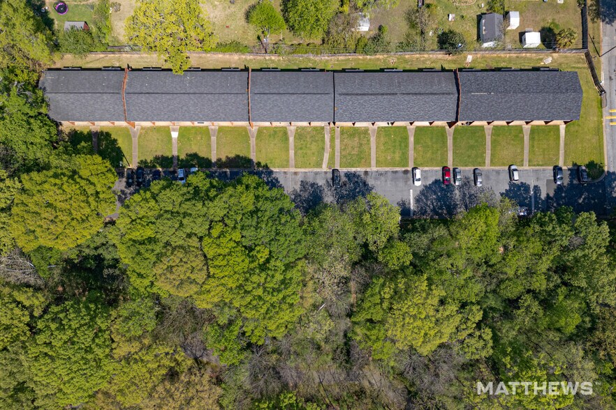 More Photos Of 2550 Wedgefield Ct, Columbus Apartments For Sale