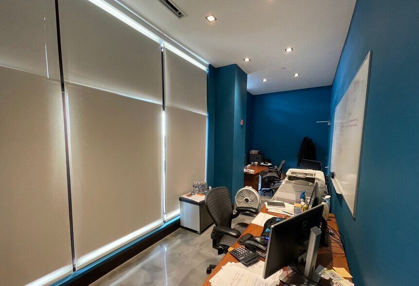 More Photos Of 251-73 Jericho Tpke, Bellerose Office For Sale