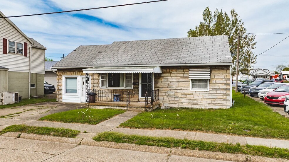Primary Photo Of 505 27th St, Vienna Office For Sale