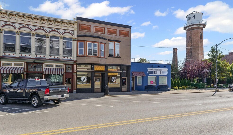 More Photos Of 125 S Market St, Paxton Specialty For Sale