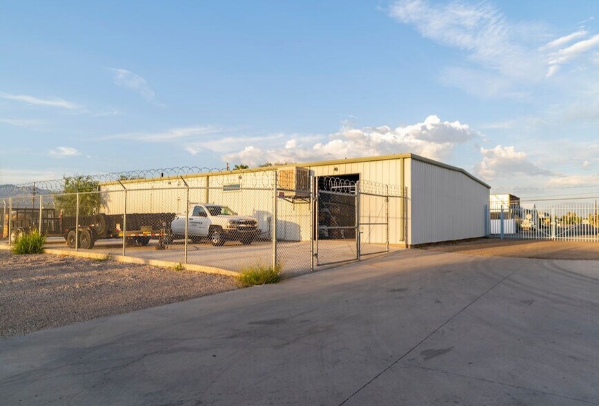More Photos Of 870 S Campbell Ave, Tucson Warehouse For Sale