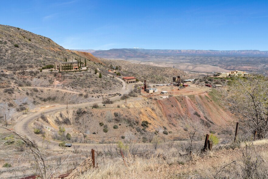 More Photos Of 222 First Ave, Jerome Multifamily For Sale