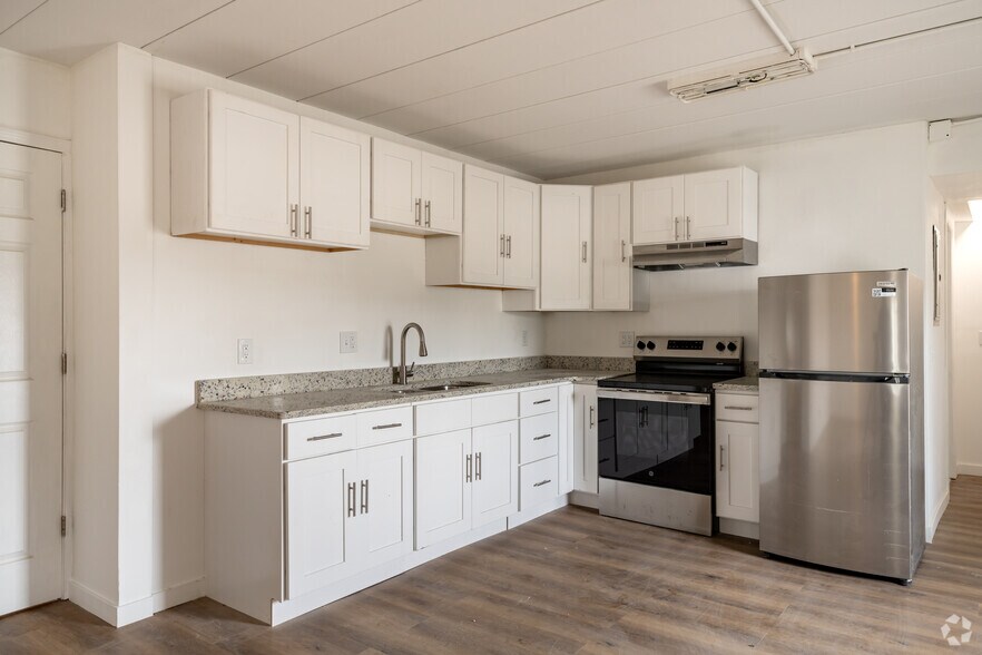 More Photos Of 1305 Washington Ave, Bay City Apartments For Sale