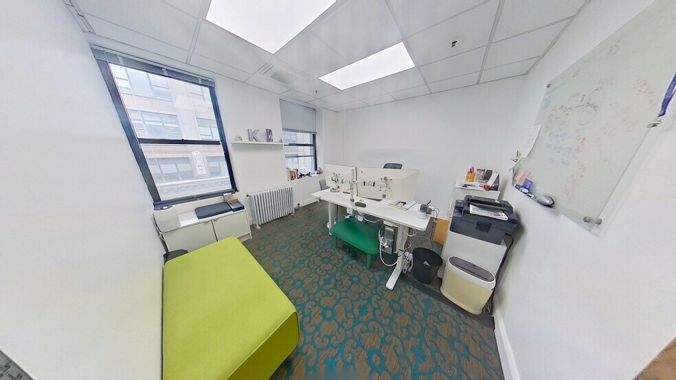 More Photos Of 120 W 31st St, New York Office For Lease