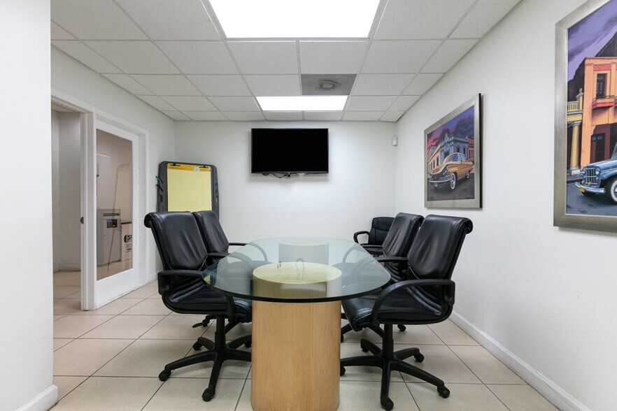More Photos Of 9700 NW 79th Ave, Miami Office For Lease