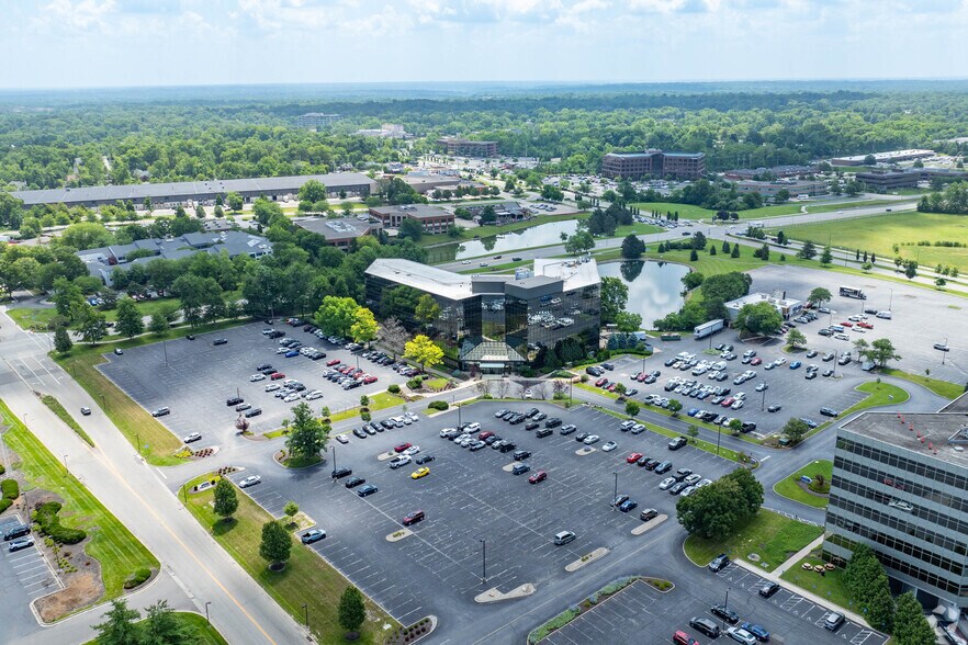 More Photos Of 4555 Lake Forest Dr, Blue Ash Office For Lease