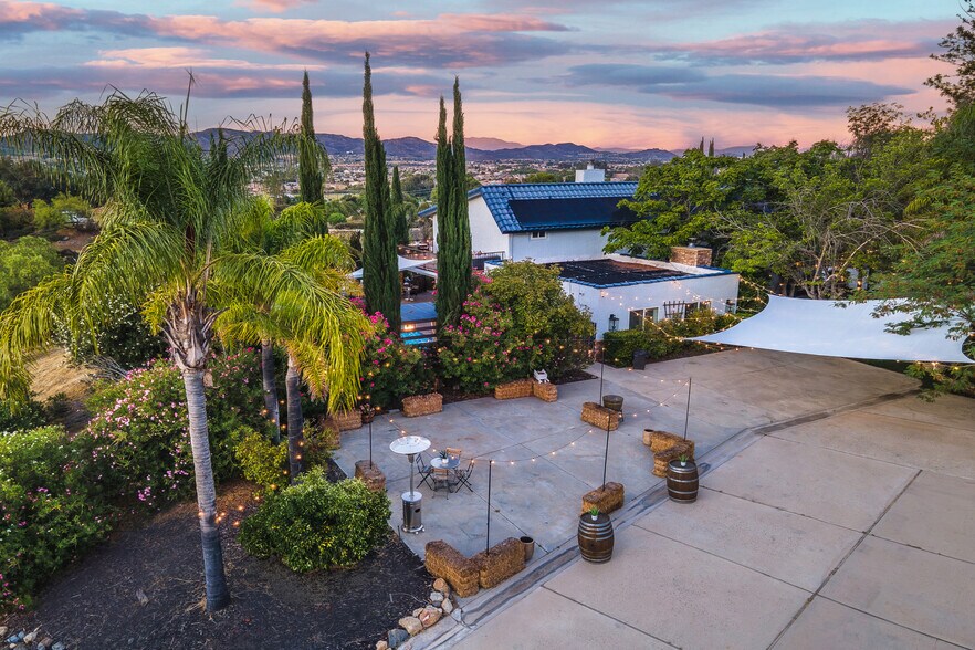 More Photos Of 22053 Highland St, Wildomar Specialty For Sale