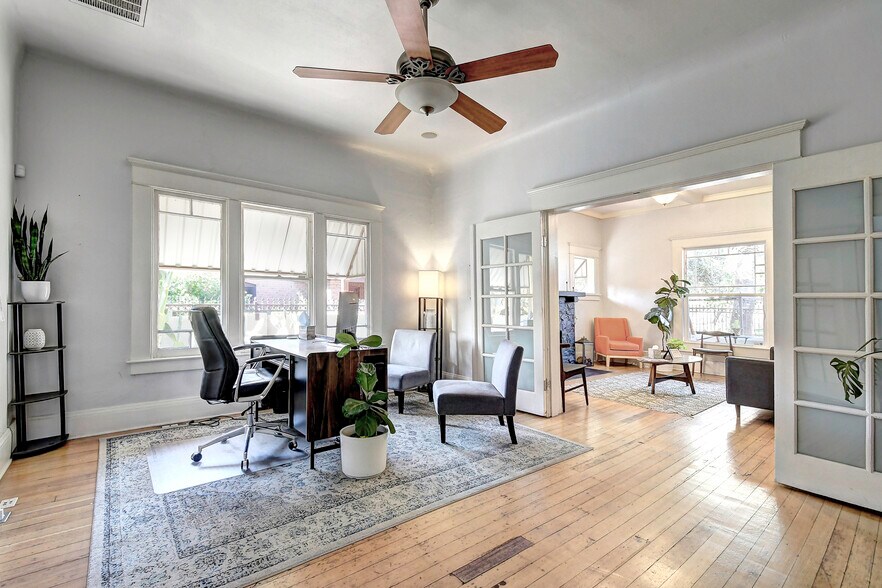 More Photos Of 531 E Lynwood St, Phoenix Office Residential For Sale