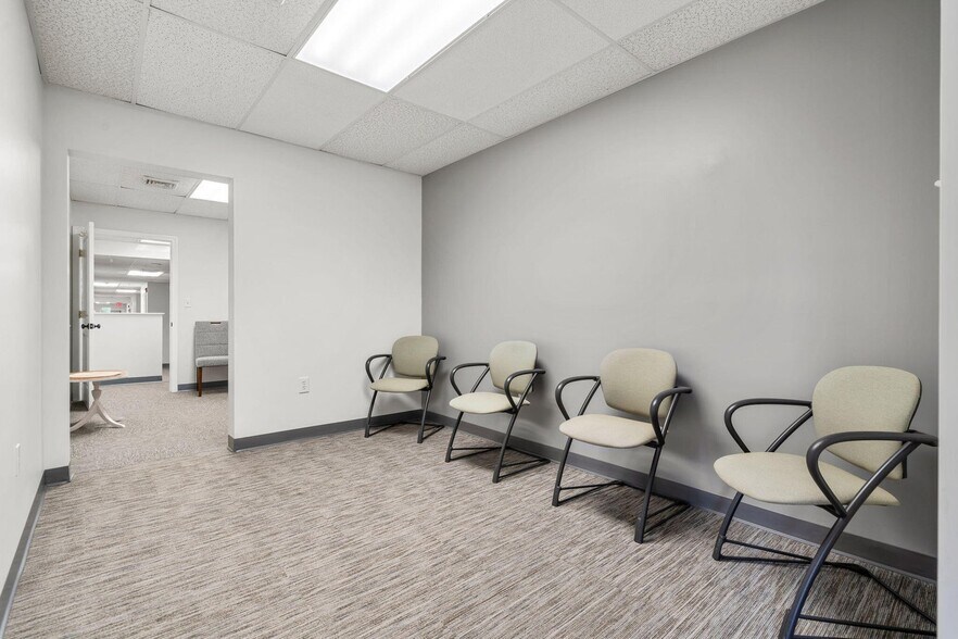 More Photos Of 19 Bridge St, Kittery Coworking Space