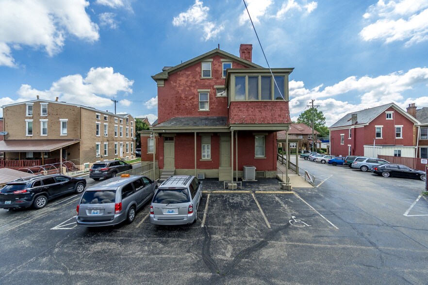 More Photos Of 917 Main St, Covington Funeral Home For Sale