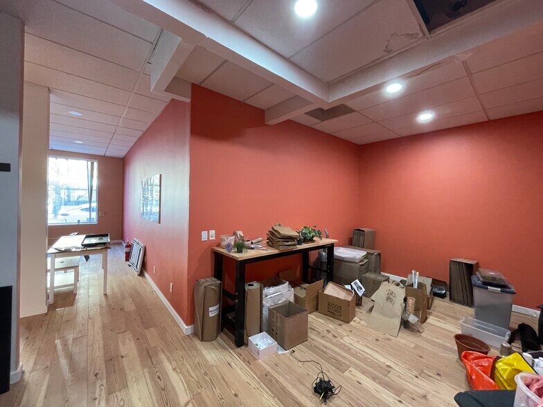 More Photos Of 4216 28th Ave, Astoria Office For Lease