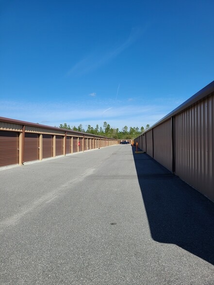 More Photos Of 3033 NE 53rd Ave, Gainesville Self Storage For Sale