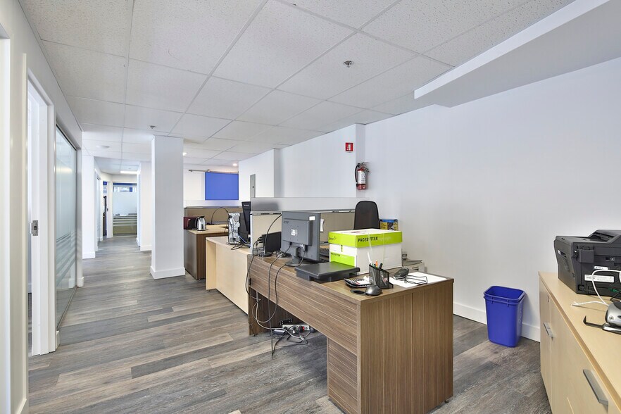 More Photos Of 666 Rue Sherbrooke O, Montréal Office Residential For Lease