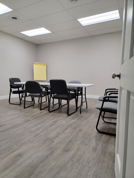 More Photos Of 6202 Material Ave, Loves Park Light Distribution For Sale