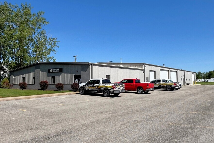 Primary Photo Of 7007 Trafalgar St, Fort Wayne Light Manufacturing For Lease