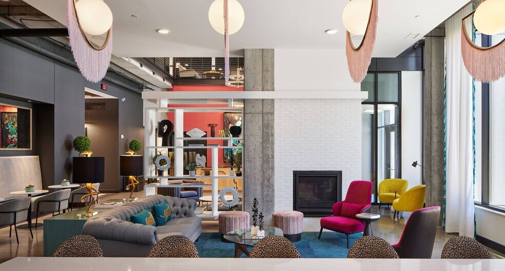 More Photos Of 615 S 8th St, Minneapolis Apartments For Lease