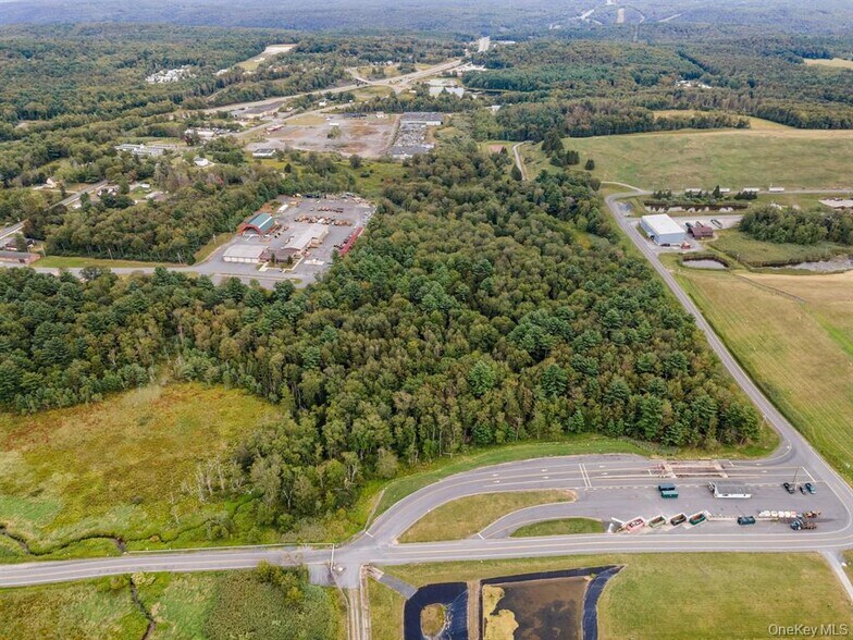 More Photos Of 165 E Broadway, Monticello Land For Sale