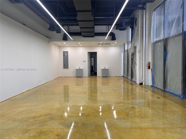 More Photos Of 221 SW 12th St, Miami Apartments For Lease