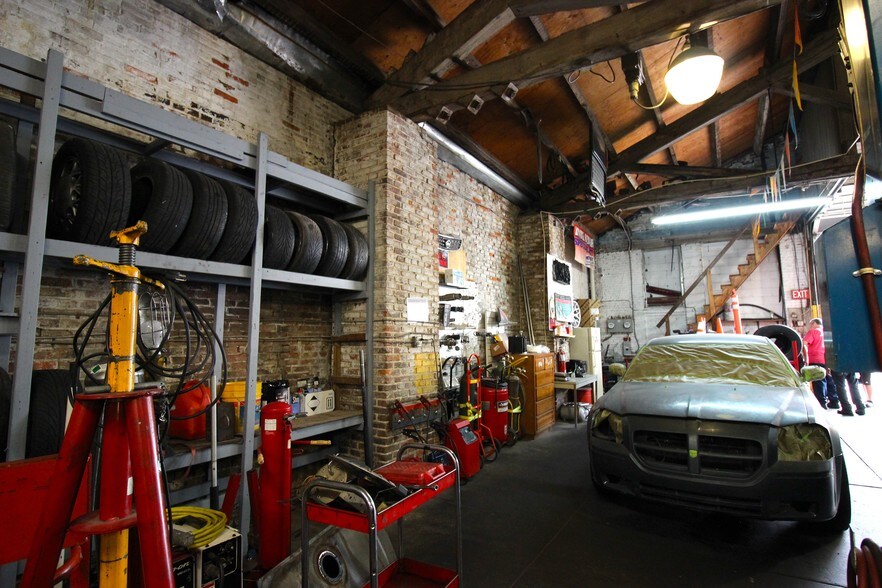 More Photos Of 2108-2112 N 6th St, Philadelphia Auto Repair For Sale